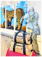 Laden Sie das Bild in den Galerie-Viewer, Venter Tours-Safari-Tasche (Large)
